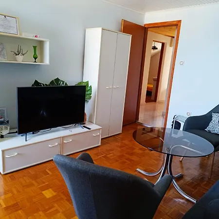 Mataija Apartman *