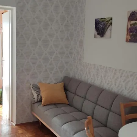 Apartment Mataija *