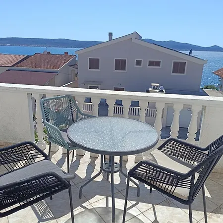 Apartment Mataija *