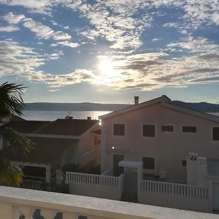 Apartment Mataija *